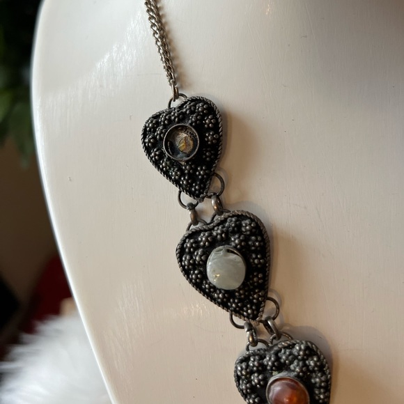 ✔Antique Hearts Statement Necklace - Picture 5 of 6